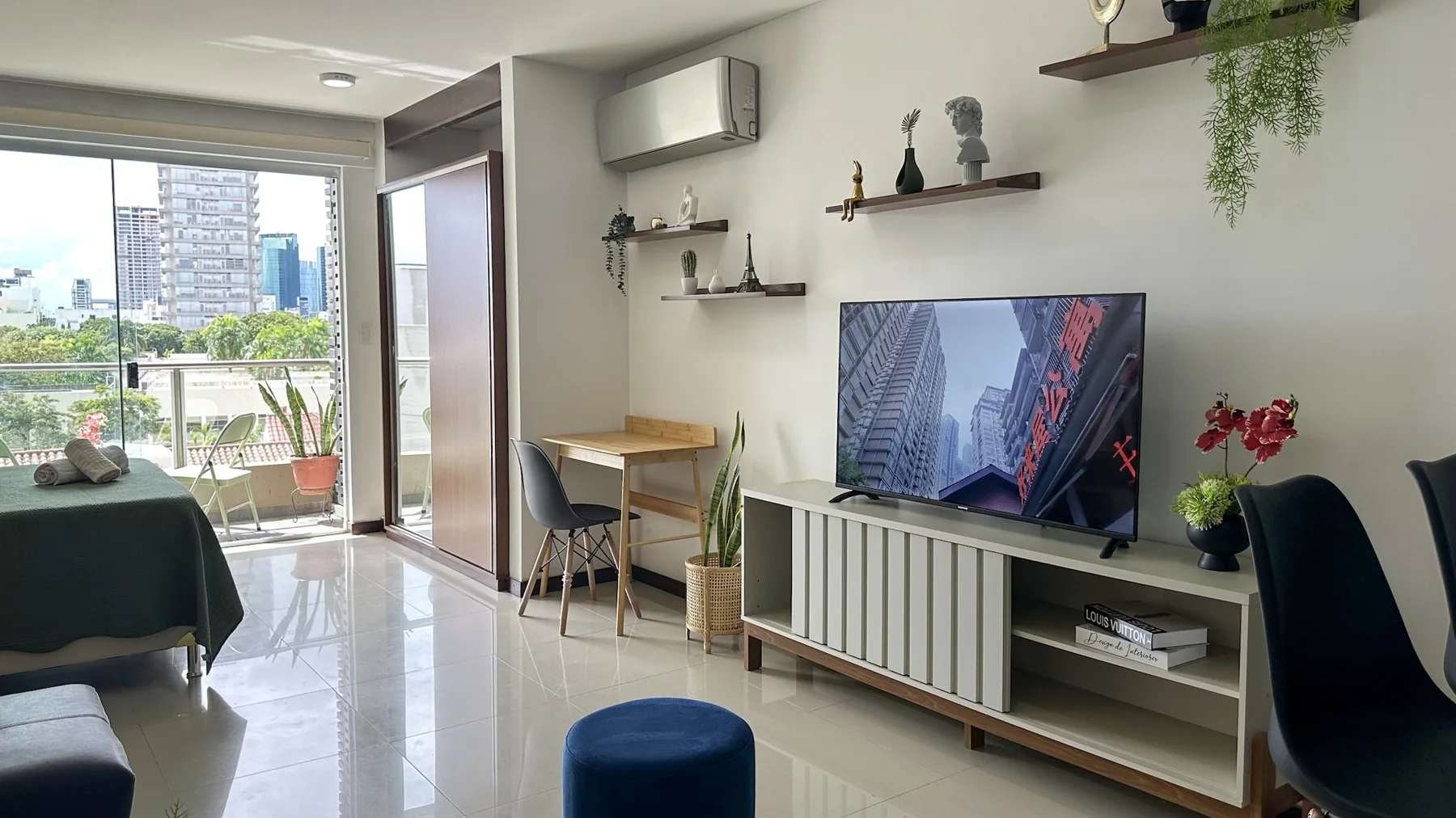 Airbnb · Oasis, vista 4