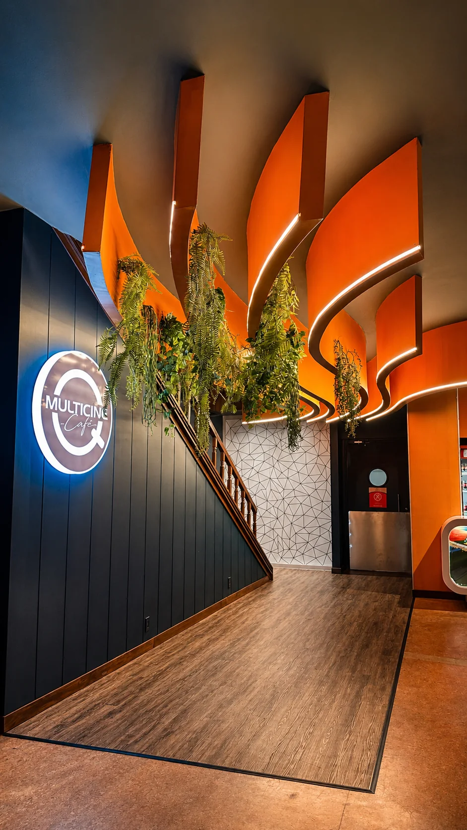 Café Multicine · Mall Las Brisas, vista 4
